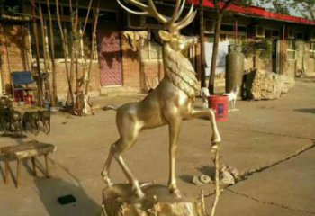 梅花鹿銅雕