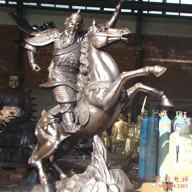 銅雕騎馬關公