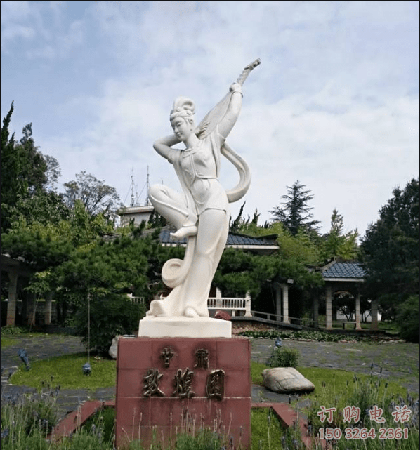 現(xiàn)代侍女銅像廠家  廣場(chǎng)人物銅雕  民俗西方人銅像制作