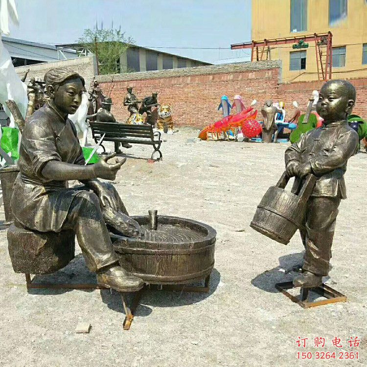 農(nóng)活人物銅雕廠家 婦女洗衣銅雕 農(nóng)村女生銅像定做