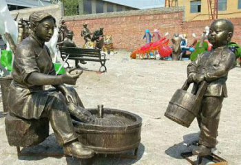 農(nóng)活人物銅雕廠家 婦女洗衣銅雕 農(nóng)村女生銅像定做