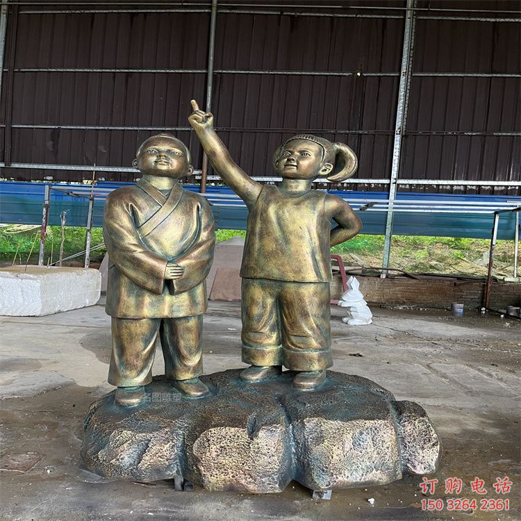 青少年看書銅雕廠家 現(xiàn)代校園銅像 青少年讀書銅雕制作