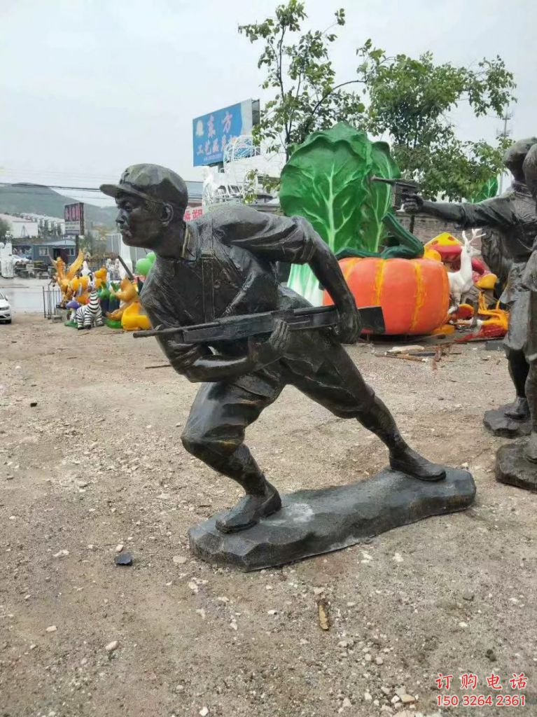 工農(nóng)兵士兵銅雕廠家 八路軍軍人銅像價格