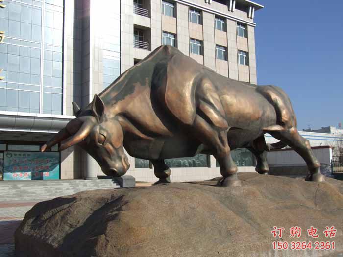 仿古公牛銅雕廠家 彩繪動(dòng)物銅雕