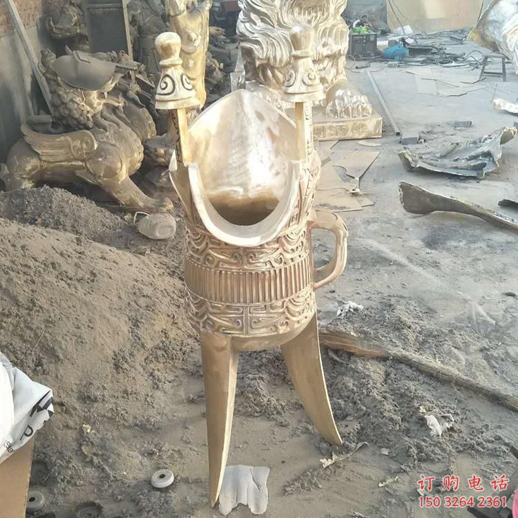 公園高腳杯銅雕廠家 街頭工藝品銅雕
