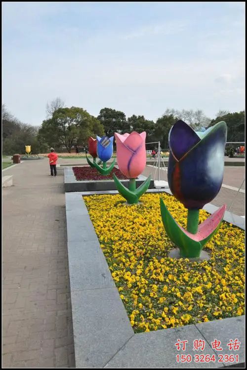 廣場(chǎng)百合花銅雕 青銅工藝品銅雕廠家