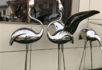 預(yù)定城市丹頂鶴雕塑 風(fēng)景區(qū)彩繪雕塑 抽象擺件生產(chǎn)