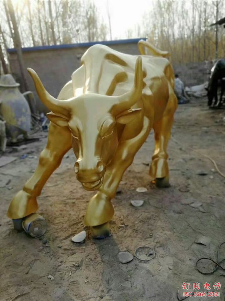 制作抽象華爾街牛雕塑 店門口彩繪雕塑 步行街?jǐn)[件