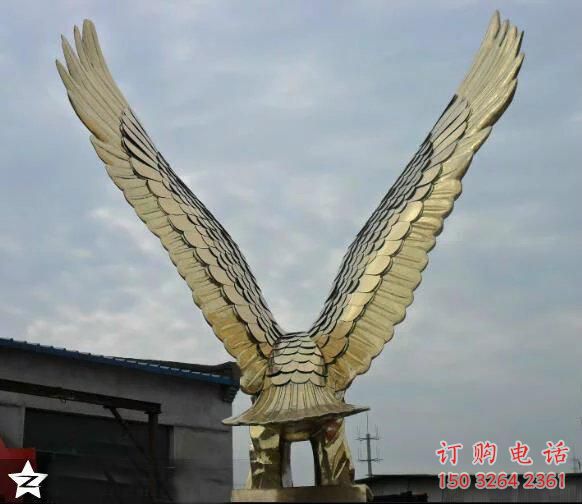 指定戶外雄鷹雕塑，仿真效果，公園廣場(chǎng)動(dòng)物擺件