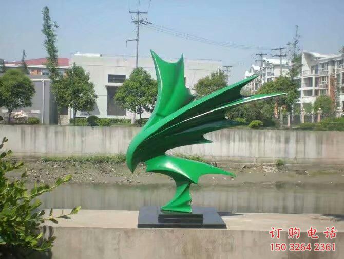 指定雄鷹雕塑，仿真效果，公園廣場(chǎng)動(dòng)物擺件