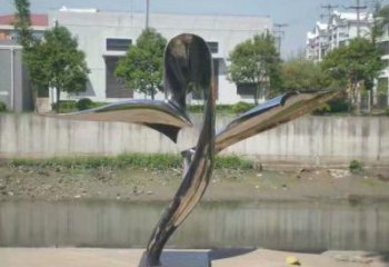 制作雄鷹雕塑，仿真效果，公園廣場動物擺件