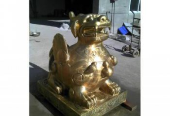 成都景區(qū)貔貅雕塑，鍍金歐式雕塑，鐵藝材質(zhì)