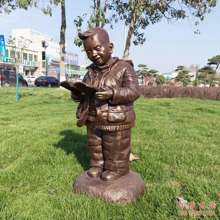 別墅區(qū)小孩子雕塑廠家 大型別墅區(qū)玩耍雕塑 黃銅童趣雕塑