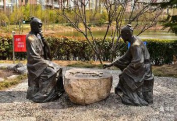 美陳下棋雕塑廠家，童趣主題，仿古雕塑小品