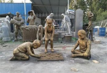 青銅下棋雕塑廠家，童趣主題，仿古抽象民俗雕塑