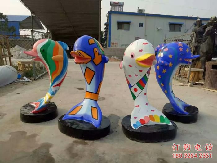 選用廣場(chǎng)海豚雕塑廠家 公園仿真雕塑 抽象擺件