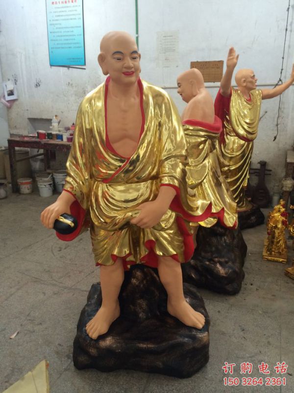 站相十八羅漢，十八羅漢貼金