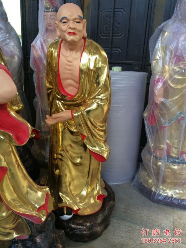 站相十八羅漢，十八羅漢貼金
