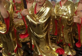 站相十八羅漢，十八羅漢貼金