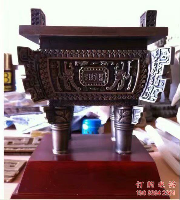 事業(yè)單位青銅鼎雕塑制作