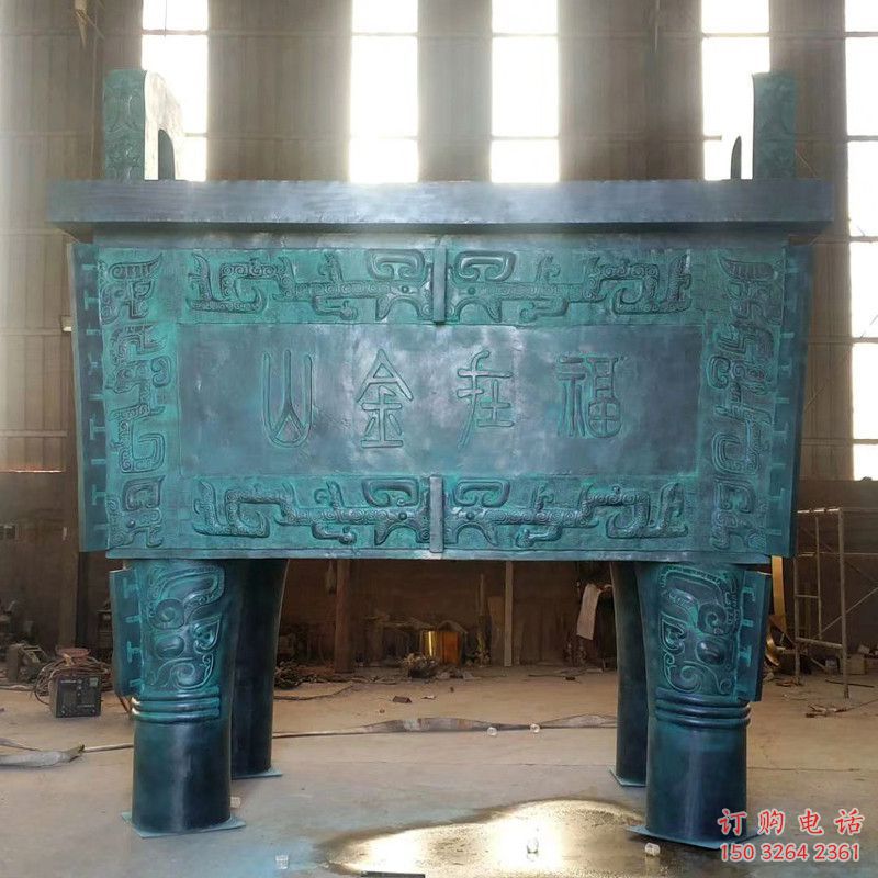 古法紋司母戊鼎雕塑實(shí)景圖