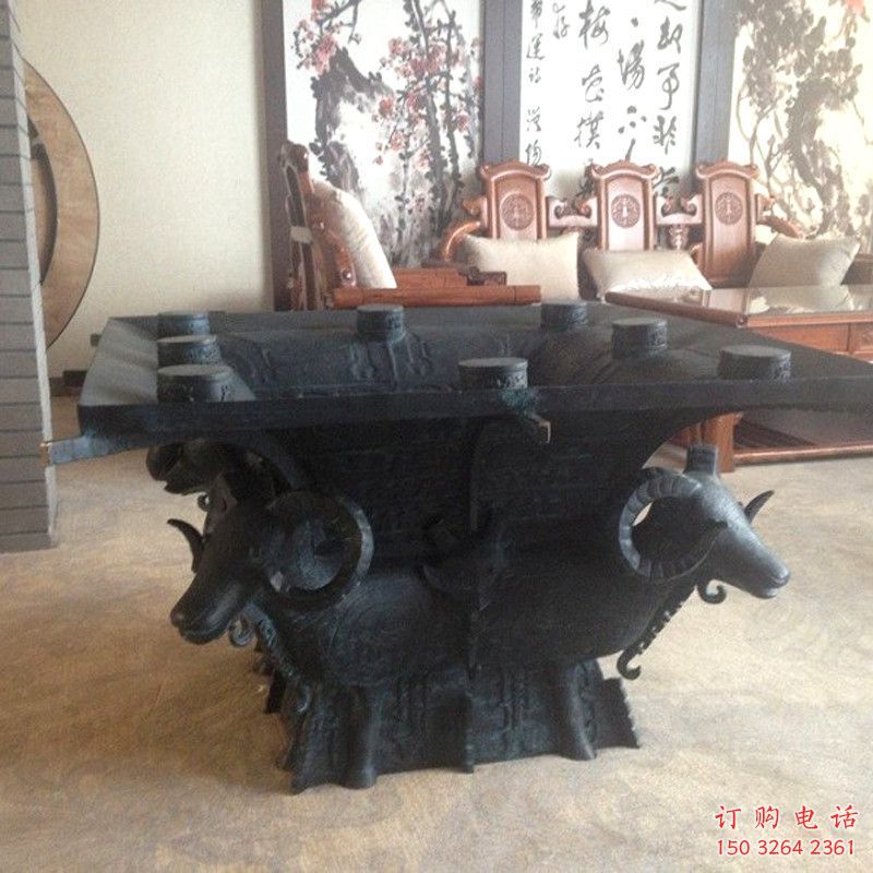 鑄銅四羊方尊紋路雕塑