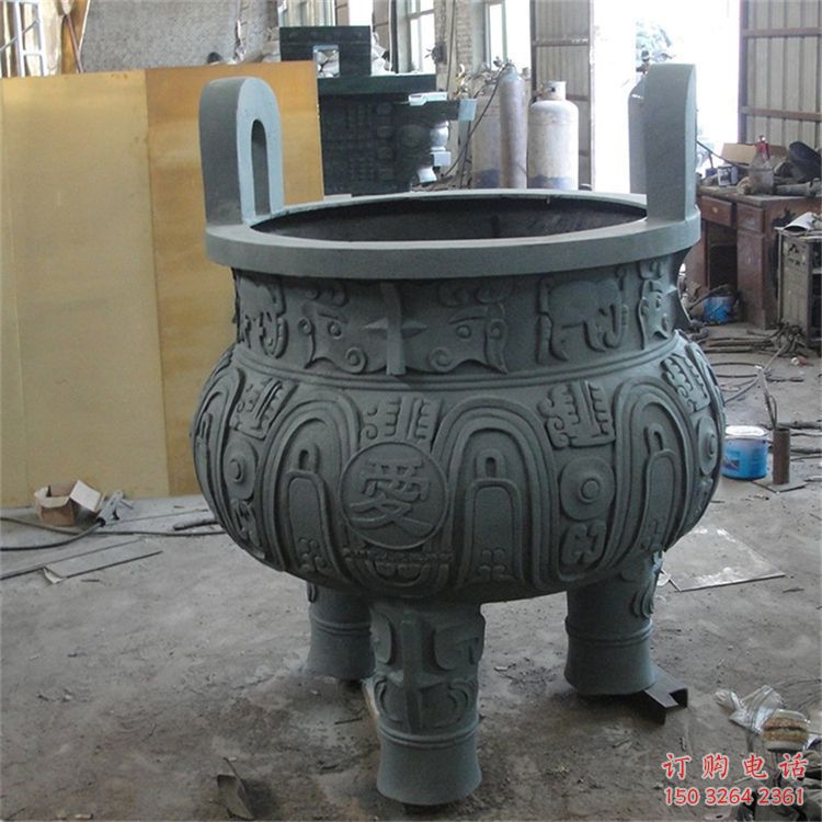 古紋路圓鼎雕塑