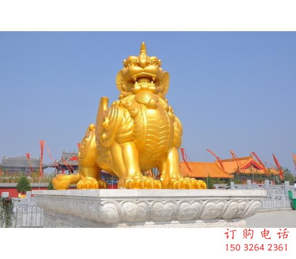 瓊山廣場(chǎng)貔貅雕塑，動(dòng)物彩繪雕塑，抽象效果