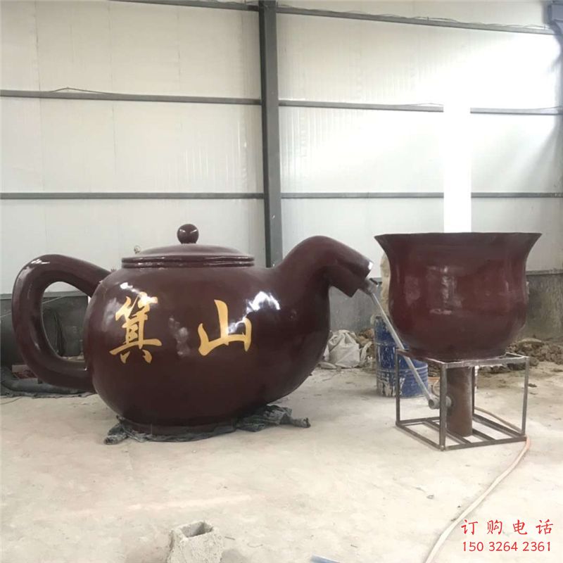 屯昌商業(yè)街酒壺雕塑