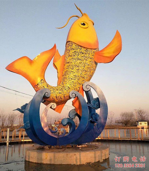 秦皇島園林鯉魚雕塑