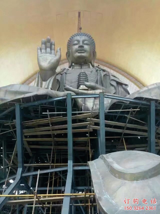銅佛像制作現(xiàn)場(chǎng) (4) 銅佛像制作現(xiàn)場(chǎng) (4)